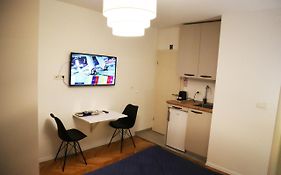 Room Nada